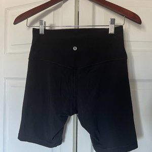 Lululemon Align High-Rise Short 8" (black; size 6)